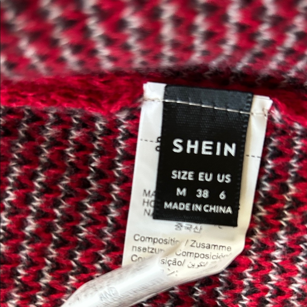 Red Heart Patterned Women’s Sweater - Picture 2 of 3
